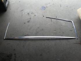 199.gm2s81 Bonnevill 1981 Body Parts Misc 310640