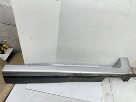 71800-sep-a01zh Acura 2004-2008 Tl Used Front Right Passenger Side Rocker Moulding Panel Oem