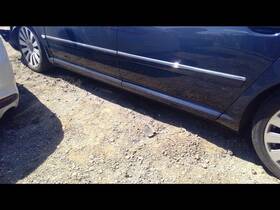 189.au1t04 Audi A8 2004 Rocker Panel Moulding 595358