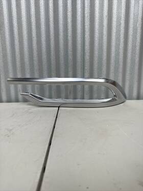 4m0853332 Audi 2019-2020 Q7 Rear Right Side Bumper Cover Trim Moulding Oem #770