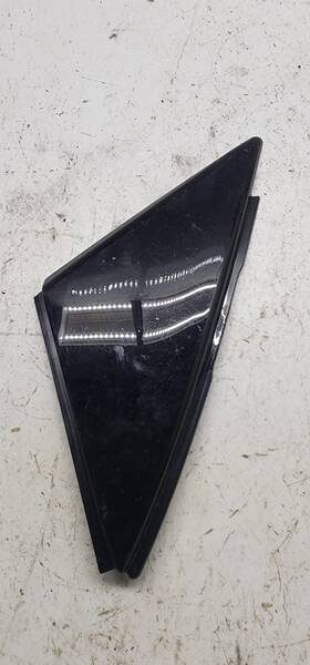 83a837638b Audi 2019-2023 Q3 - Front Right Exterior Door Corner Trim