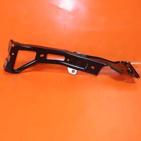 8w0821135c Audi A4 Fender Bracket Left 2017 2018 2019 2020 Oem