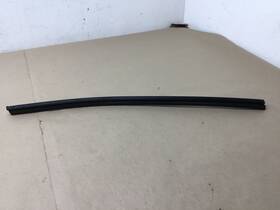 Op526 Audi 11.16 331 S4 2019 B9 Front Left Driver Door Window Weatherstrip Seal Rubber 17-20 O