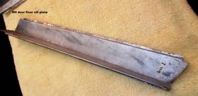 803-840 Austin Healey 100-6 3000 Rh Door Finisher Sill Trim Oem Embossed Aluminum