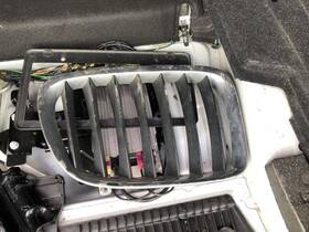 104-60389l Bmw Driver Grille Bumper Mounted Base Upper Fits 13-15 X1 882906