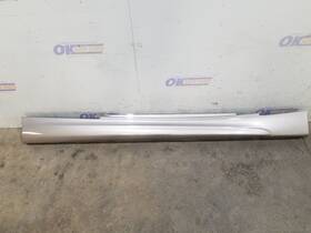 189.bm1q08 Bmw 08 2008 135i 2 Door Convertible Rocker Panel Moulding Silver Right Passenger