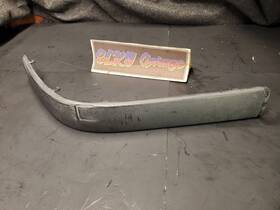 51.11-8.146.318.9 Bmw E36 Front Bumper Right Impact Trim Strip Corner Moulding Molding 51118146318 51.11-8.146.318.9 Bmw E36 Front Bumper Right Impact Trim Strip Corner Moulding Molding 51118146318