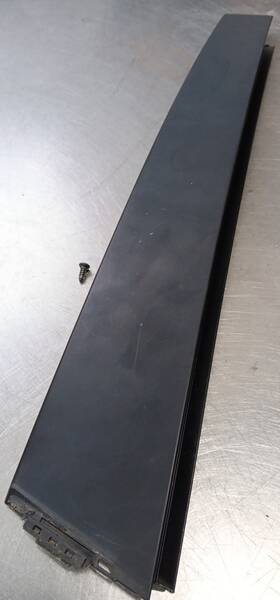 51-33-3-427-640 Bmw X5 2003 Oe Right Front Rh Rf Vertical Applque Matte Panel 4q