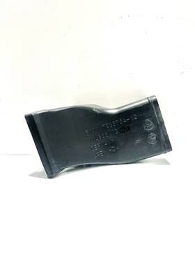 5111-7033704-12 Bmw 525i E60 Passenger Right Hand Air Channel Duct Tire Tube 7033704