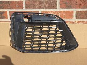 51118098670 Bmw 530i 540i M550i G30 Front Bumper Right Lower Bezel Grille Molding Oem 21-23