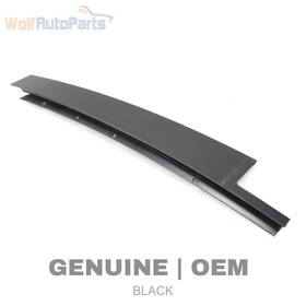 51348160972 Bmw 1999-2000 328i - Rear Right Exterior Door Pillar Trim / Cover 8160972