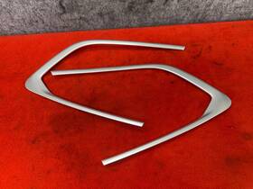 Bmw 51379451563 U11 X1 Rear Left And Right Side Quarter Glass Window Trim Molding Oem 7k