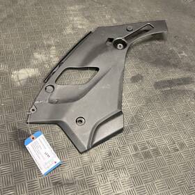 51767349604 Bmw Oem 2017 - 2023 G30 530 540 Upper Right Engine Compartment Cover