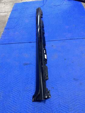 51778048686 Bmw 2010 - 2016 535i 550 Gt Right Passenger Side Skirt Rocker Panel Black