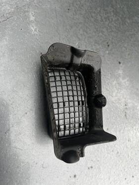 64316942618 Bmw E88 E90 M3 E91 E93 E92 X1 128i 135i 328i 335i 335d Leaf Screen Mesh Grille R
