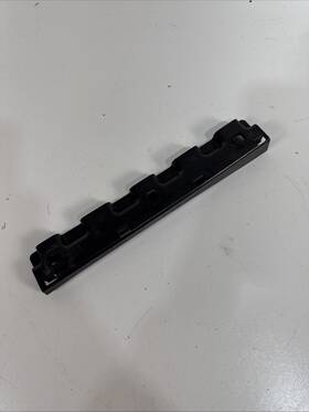 7072876 Bmw 2004-2010 M6 Front Right Side Skirt Rocker Panel Mount Bracket Genuine Oem