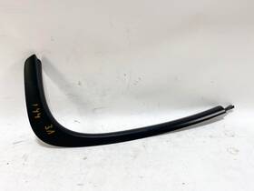 7258333 Bmw 12-18 Series 3 328i F30 Rear Left Lh Side Upper Quarter Window Molding Oem