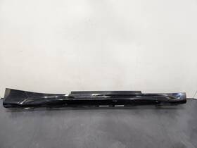 8068600 Bmw 16-21 Oem F87 M2 Coupe Passenger Side Skirt Rocker Panel Black 475