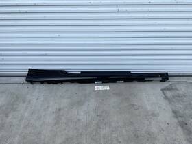 8075868 Bmw 2021 2024 4 Series M4 G22 G23 Right Side Skirt Rocker Panel Molding Oem 8075868 Bmw 2021 2024 4 Series M4 G22 G23 Right Side Skirt Rocker Panel Molding Oem