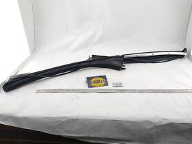 E03539 Bmw 2007 E64 650i Convertible Windshield Weatherstrip Molding A Pillar Seal