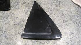 10421099 Buick 2002-07 Rendezvous Rear Door Window Corner Trim Moulding Left Driver Nice