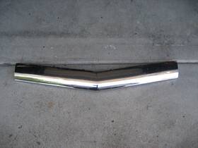 Bar-1182115 Buick 1182115 1958 Chromed Upper Center Grille 50/70 Series Models