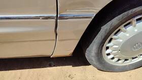 12373394 Buick 97-05 Park Ave Ultra Passenger Right Moulding From Fender Oem Trim Strip Silver