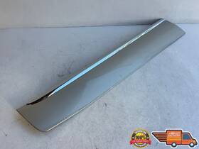 22984835 Buick 2013-2017 Enclave Front Left Driver Side Lower Door Molding Oem 13-17