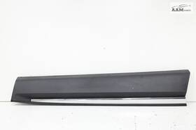 84900483 Buick 2021-2023 Envision Front Right Side Door Exterior Lower Molding Oem