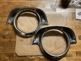 1462759 Cadillac Set Of 1956 Head Light Bezels Chrome Bezel Oem Used 1462759 Cadillac Set Of 1956 Head Light Bezels Chrome Bezel Oem Used