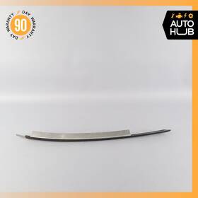 15224684 Cadillac 04-09 Xlr Right Door Aplique Retainer Strip With Rubber Seal Oem