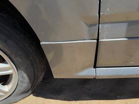 Cadillac 15852778 04-05 Srx Driver Left Moulding From Fender Oem Trim Strip Silver 42u