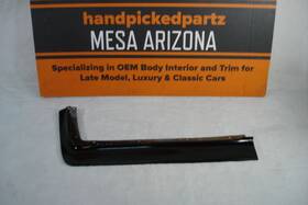 1617799 Cadillac 1980-1989 Deville Fleetwood Rwd Rh Front Bumper Filler Trim Molding