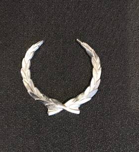 1712759 Cadillac Genuine Silver Wreath Emblem Trim Badge Surround Crest Gm