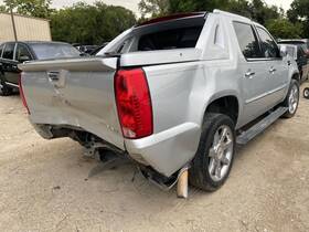 Cadillac 20840488 2009-2013 Escalade Ext Rear Spoiler Assembly Gan Silver 977996