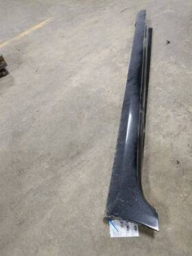 22792735 Cadillac 2013-2018 Ats Driver Left Black Rocker Panel Moulding Oem