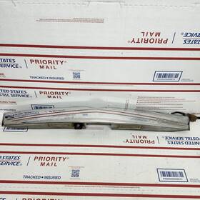 22954459 Cadillac 10-16 Srx Rear Tailgate Liftgate Handle Molding With View Camera Oem