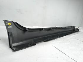 23209512 Cadillac 2014 - 2019 Cts Left Driver Side Rocker Skirt Molding Trim Panel Oem