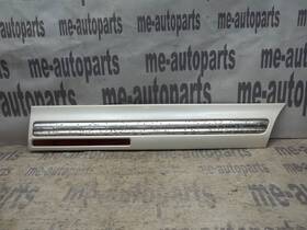 25693802 Cadillac 97-99 Deville Right Rear Quarter Panel Trim Molding And Marker Lamp