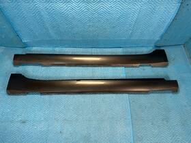 Cadillac 84077218 Oem Xts Body Rocker Panel Moulding Black Diamond U81t Rh And Lh 2013-2019