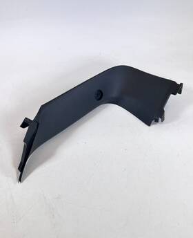 84484104 Cadillac 2019-2023 Xt4 Rear Right Upper Tailgate Trim Panel Oem