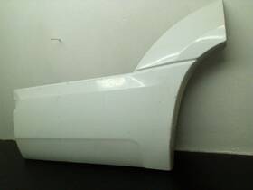 88891615 Cadillac 99-00 Escalade Rear Left Driver Door Molding White Oem