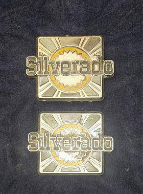 14014315-2 Chevrolet Oer Silverado Quarter Panel Emblem Set For 1981-1988 Chevy K5 Blazer