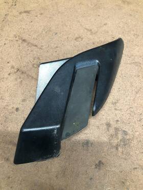 15753702 Chevrolet 15287178 99-07 Chevy Silverado Suburban Tahoe Gmc Windshield Cowl End Genuine Gm