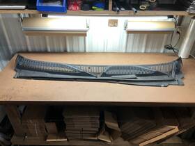 15792701 Chevrolet Cowl Vent Panel Grile 1999-2007 Chevy Silverado 1500 702589 Wiper