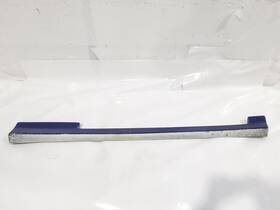 Chevrolet 189.gm1n86 1986 El Camino Oem Right Rocker Panel Moulding Skirt Blue Some Damage