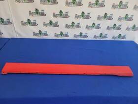 189.gm1z96 Chevrolet 1996 Corvette Coup Passenger Lower Rocker Panel Molding Paint Red 2550
