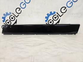 22884395 Chevrolet Volt 2012 Oem Left Front Door Black Trim Molding Upper Strip