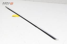 23288553 Chevrolet 2016 - 2025 Malibu Front Left Driver Side Door Window Belt Molding Oem