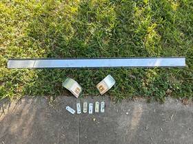 342995 Chevrolet 73-80 Chevy C10 Squarebody - Cab Corner And Rear Back Stripe Trim Molding Oem